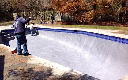 Laying Pool Lining